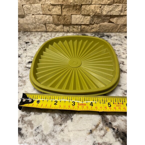Vintage Tupperware Replacement Lids - Picture 3 of 4